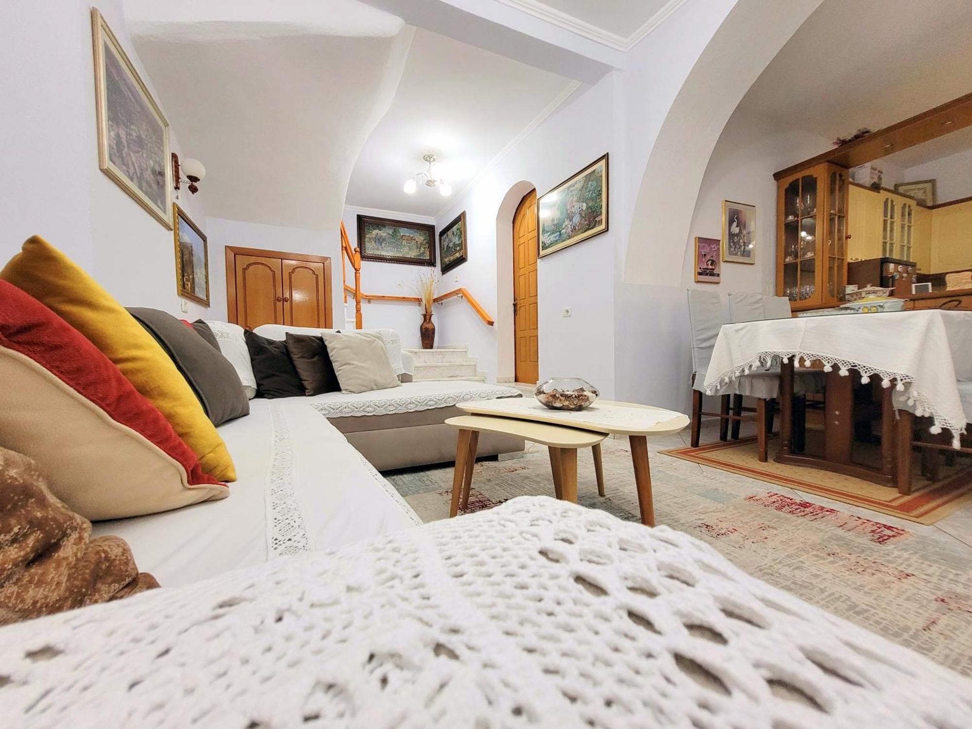 Marbi Holiday home Gjirokaster
